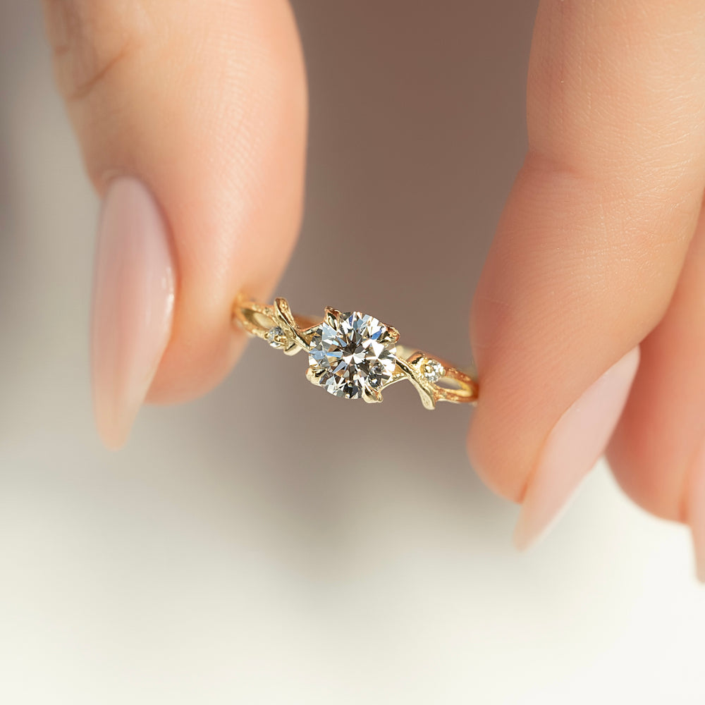 Spring Trending Engagement Ring 2024