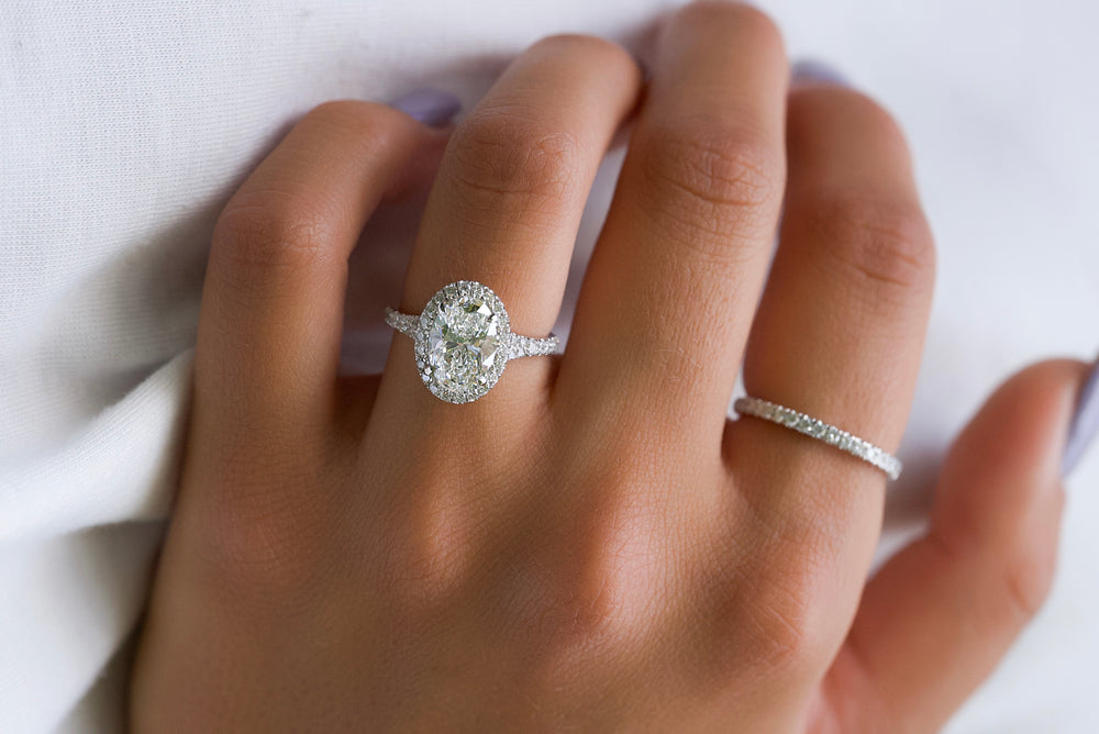 Oval Halo Engagement Rings: New Heights of Glamor