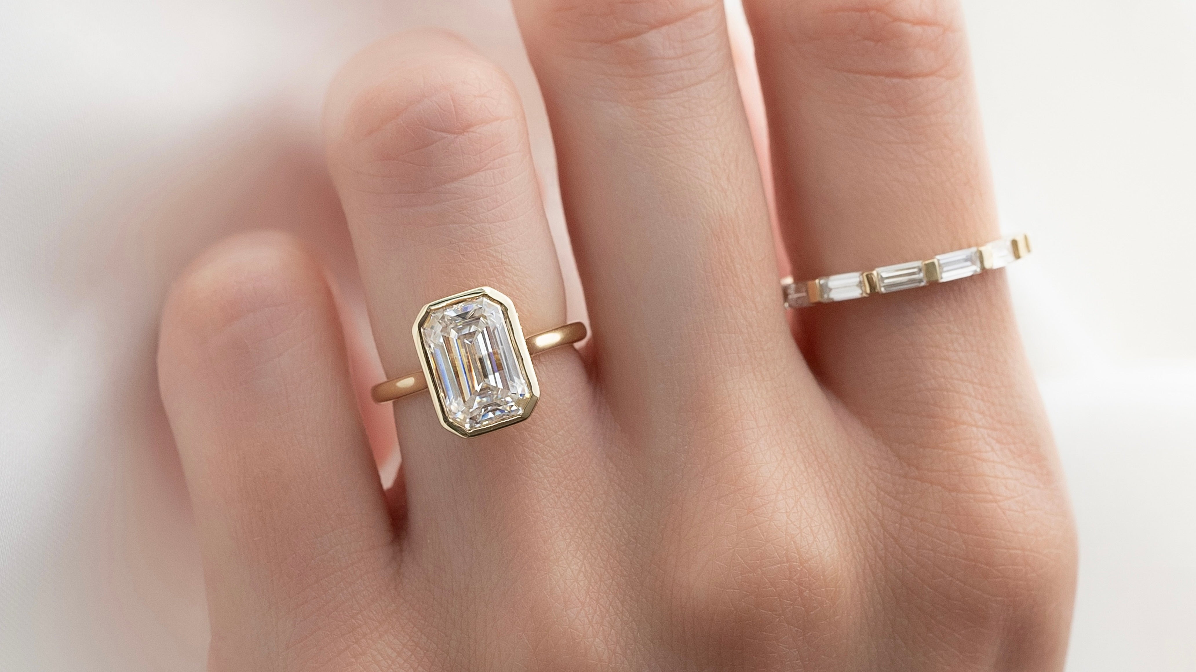 The Advantages of Bezel Engagement Rings