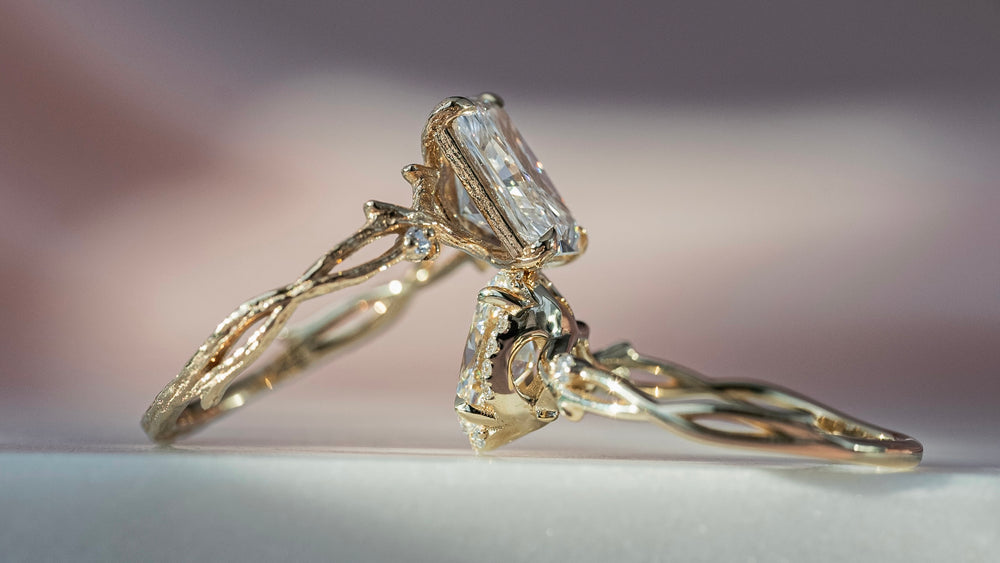 Capture the Season: Yellow Gold Engagement Rings for Your Fall Proposal