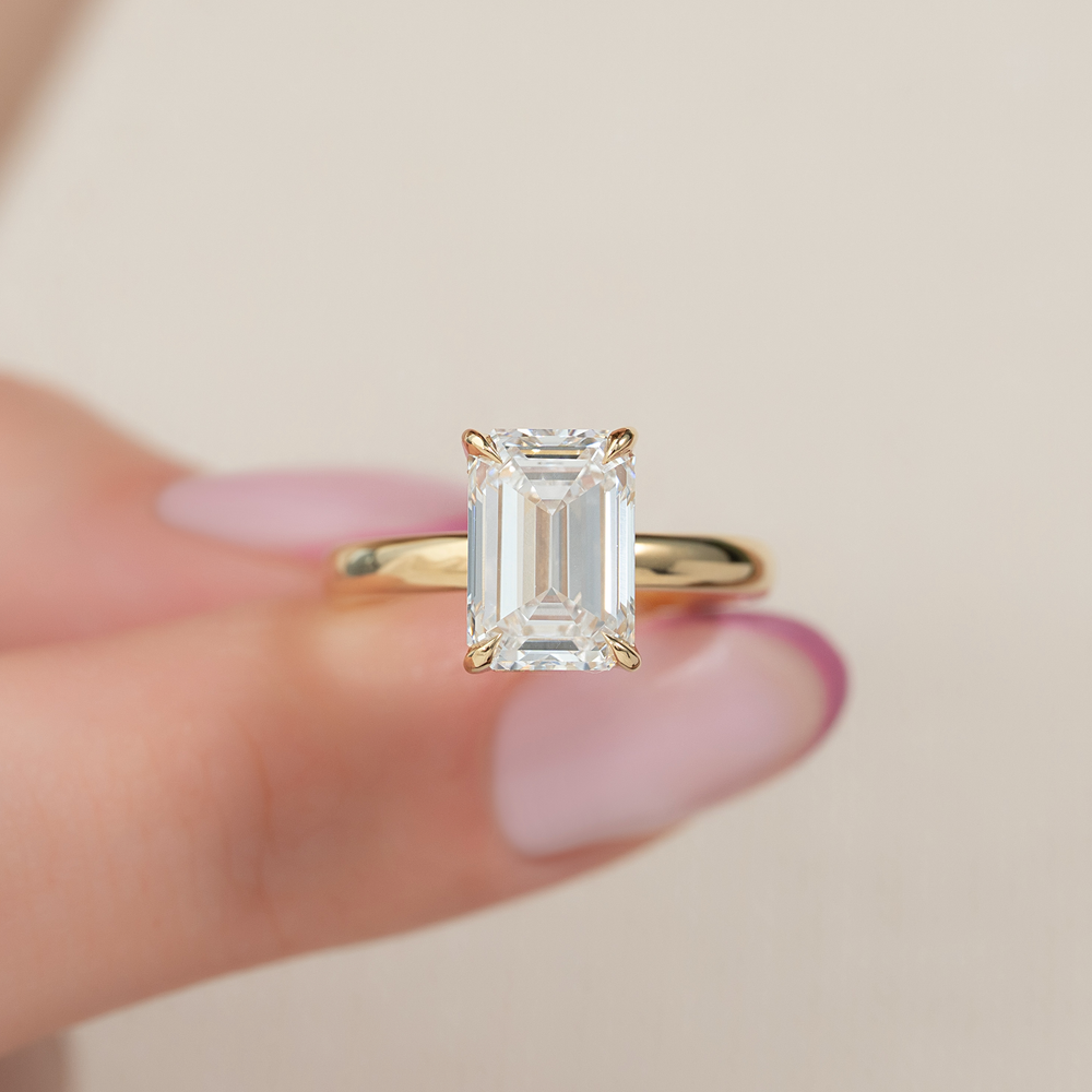 Dua Lipa Engagement Ring: Bold Gold Meets Diamond Glamor