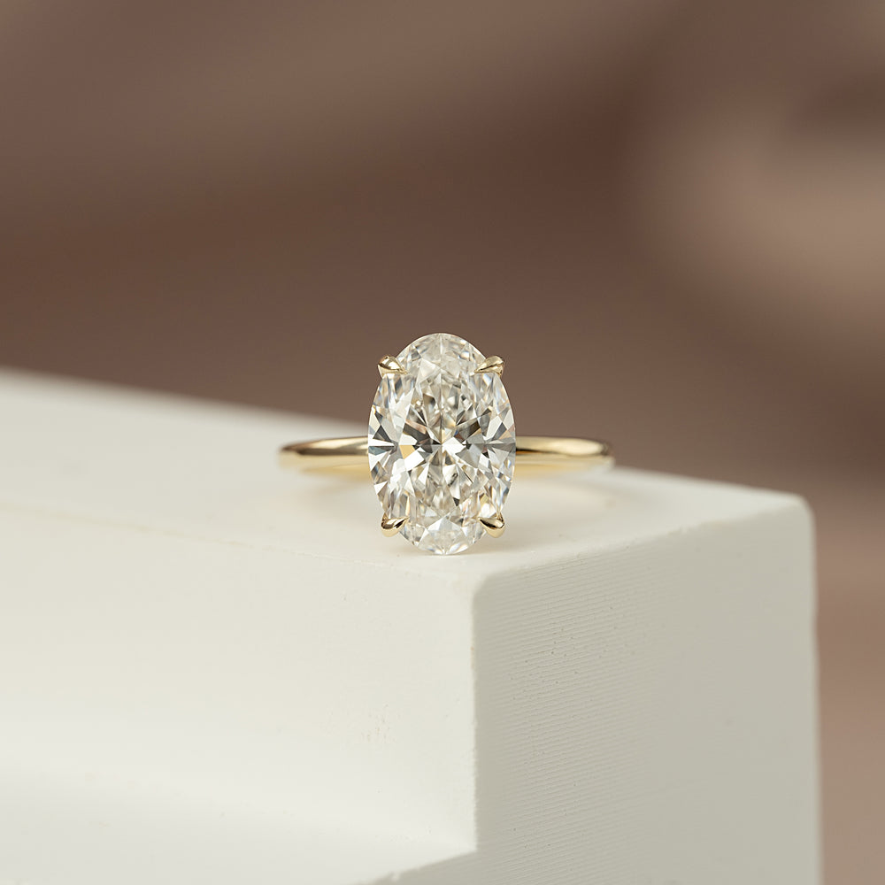 From Pretty Little Liars to Pretty BIG Diamonds: Ashley Benson's Engagement Ring