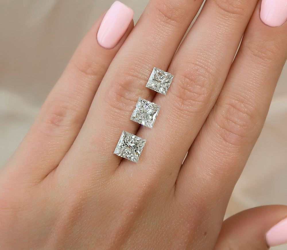 Princess Cut Diamond Size (Chart, Dimensions, On Hand)