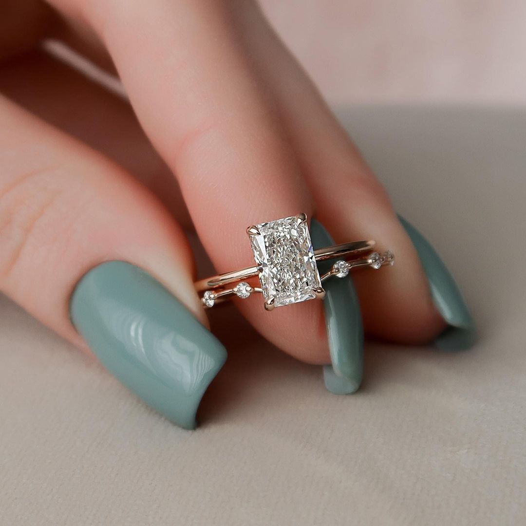 Radiant Cut Engagement Rings