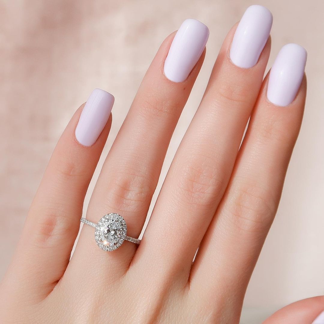 Oval Halo Engagement Rings