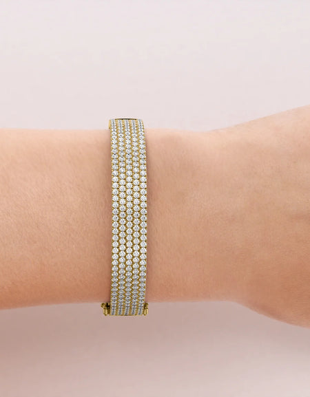 14k Yellow Gold 5.325Tcw 5 Row Pave Angel, Round 18k Yellow Gold 5.325Tcw 5 Row Pave Angel, Round