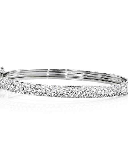 14k White Gold 3.955Tcw 3 Row Bombe Naomi, Round 18k White Gold 3.955Tcw 3 Row Bombe Naomi, Round