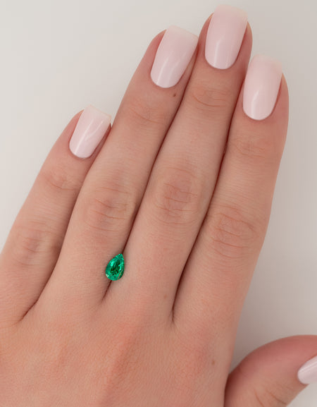 1Ct Pear Cut Lab Created Emerald