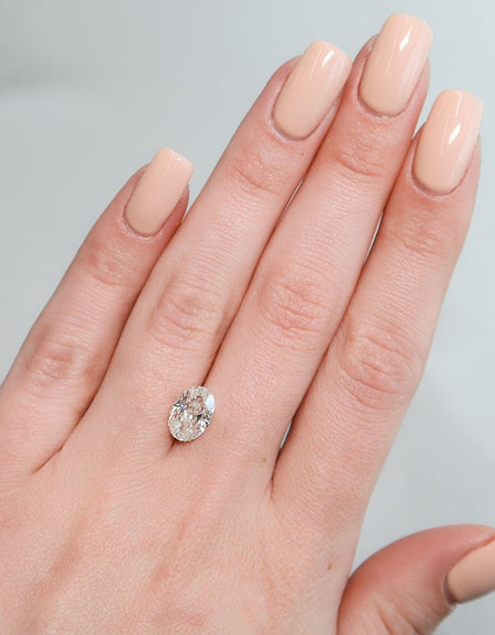 2Ct Oval Keyzar Moissanite