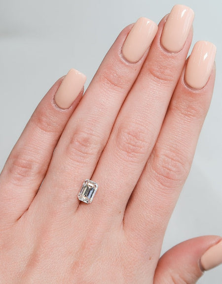 2Ct Emerald Keyzar Moissanite