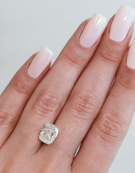 4.5Ct Elongated Cushion Keyzar Moissanite